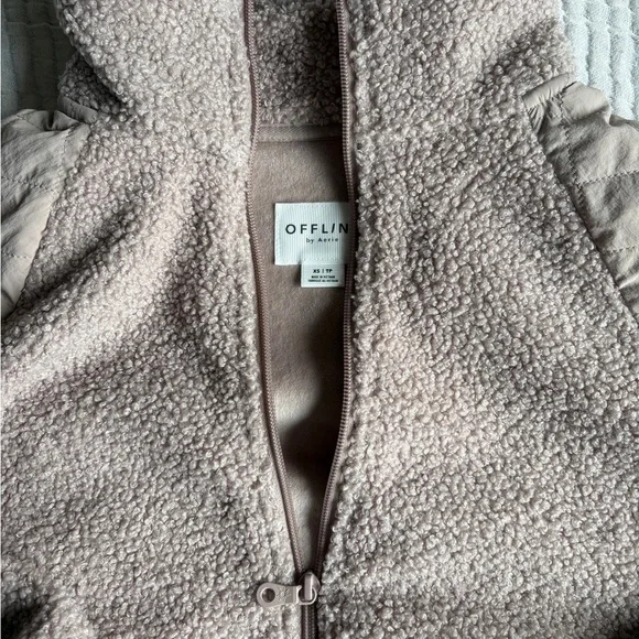 Offline by Aerie Quilted Sherpa Jacket - Picture 2 of 6